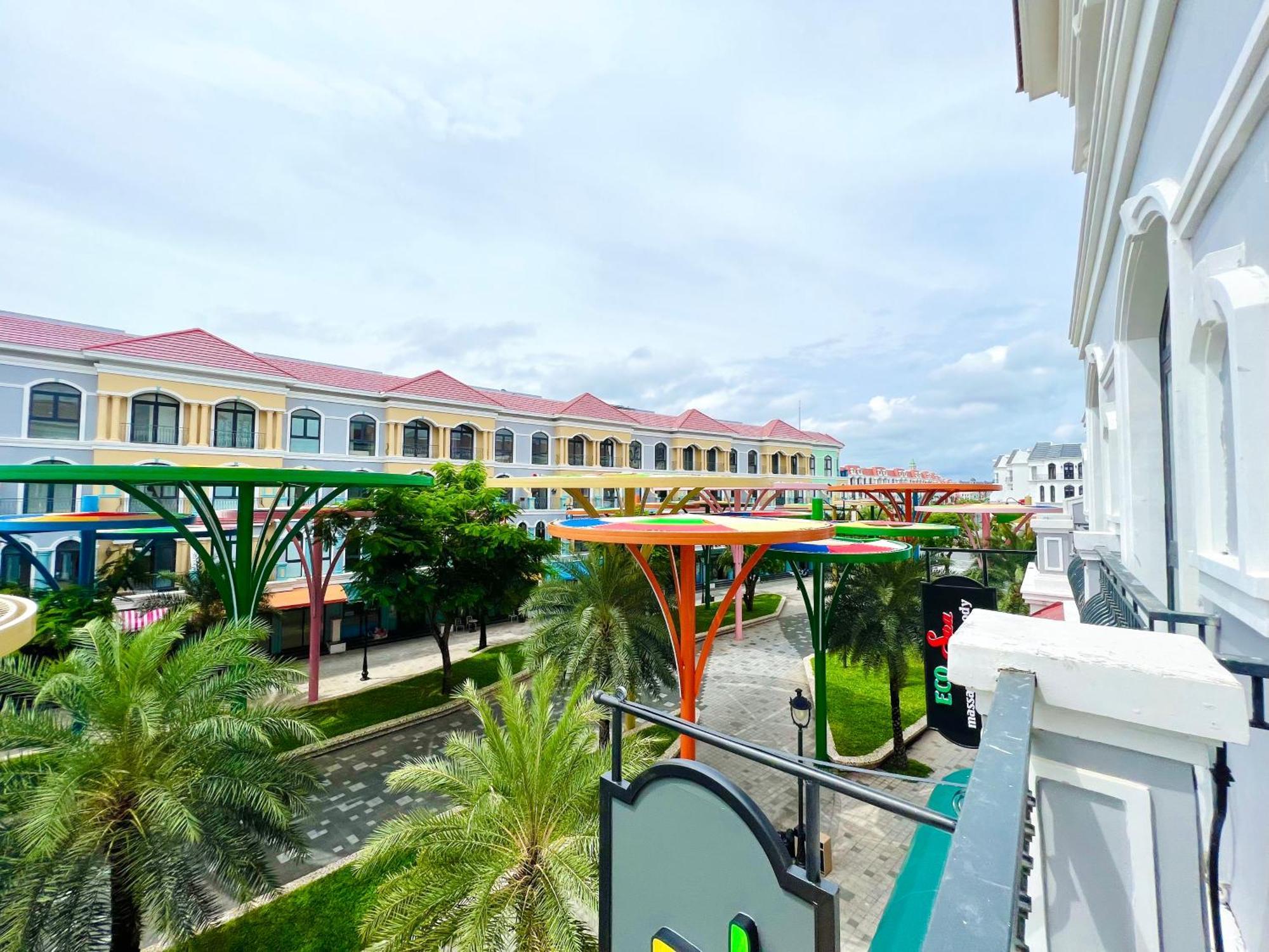 Rainbow Motel Фу Куок Екстериор снимка